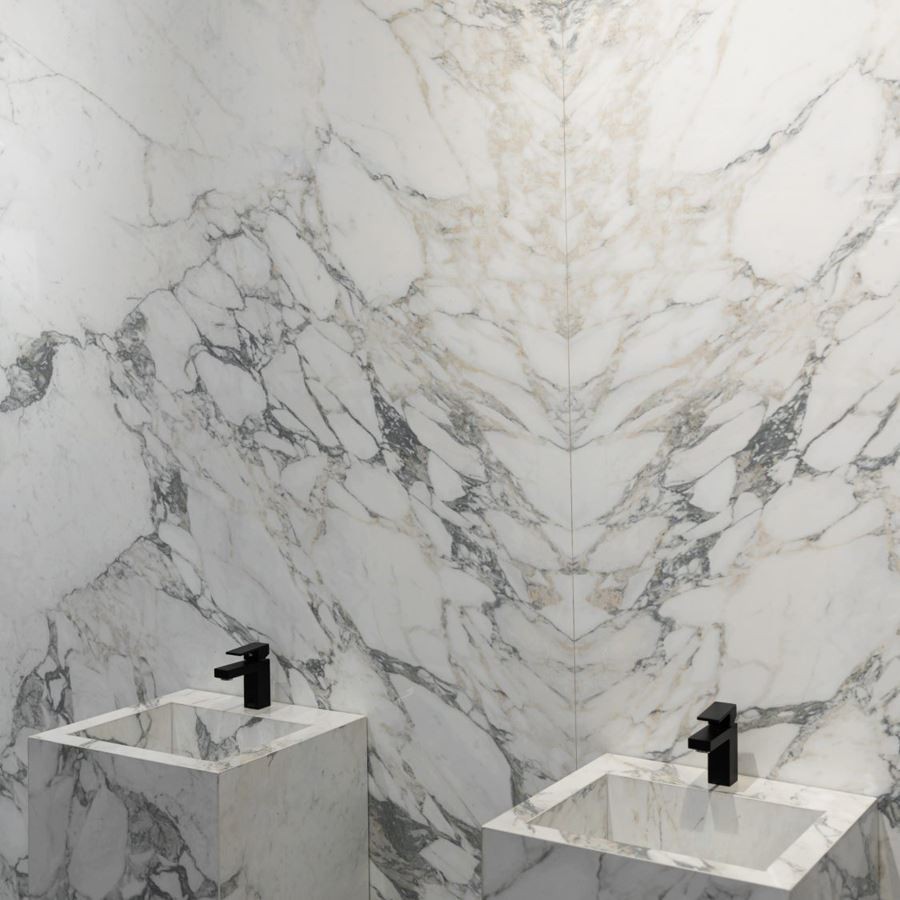 Arabescato marble bathroom wall