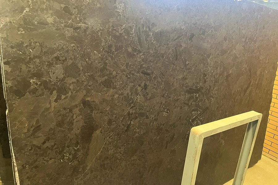 Antique Brown Granite Slab Leathered Surface 04.jpg