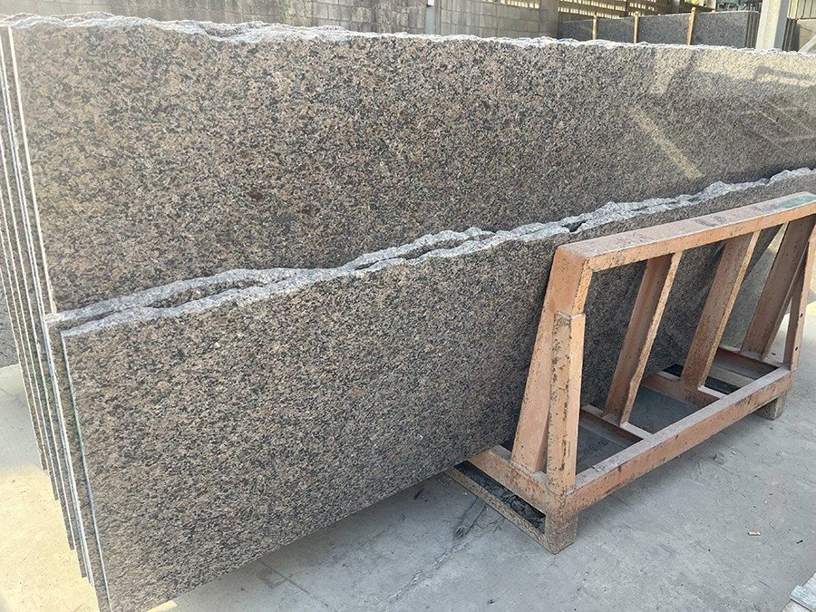 Ocre Itabira Granite Slab 03.jpg