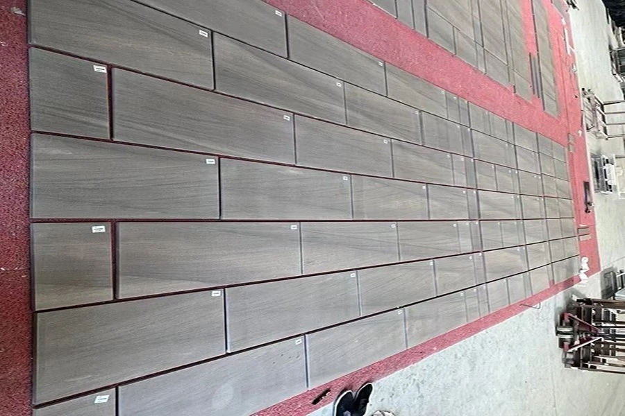 Lyon Grey Quartzite Tile 02 Lyon Grey Quartzite Tile 02