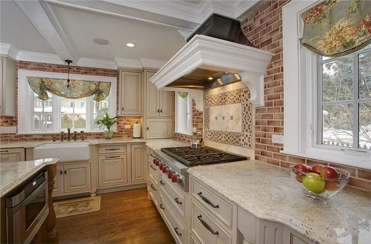 Bianco Romano Granite Countertops3