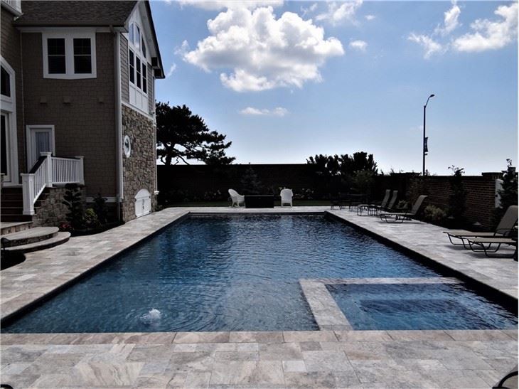 Cross Cut Dark Silver Travertine Paver