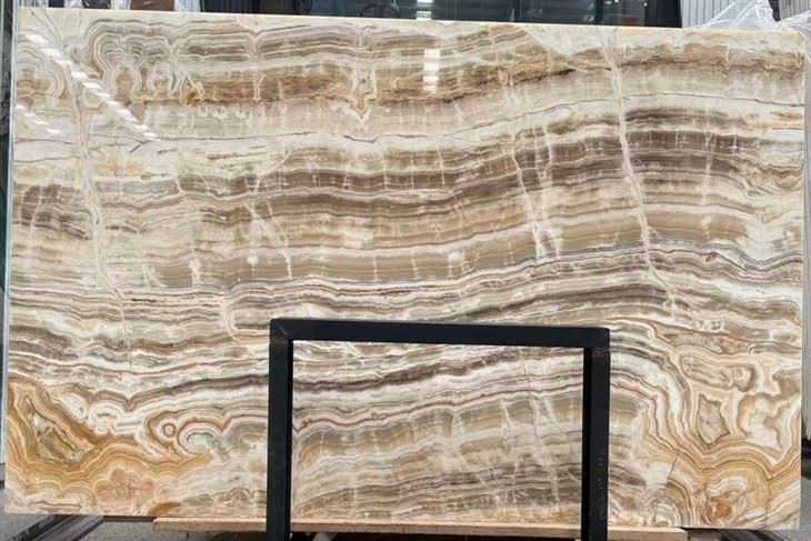 Onice Fantastico Polished Slab