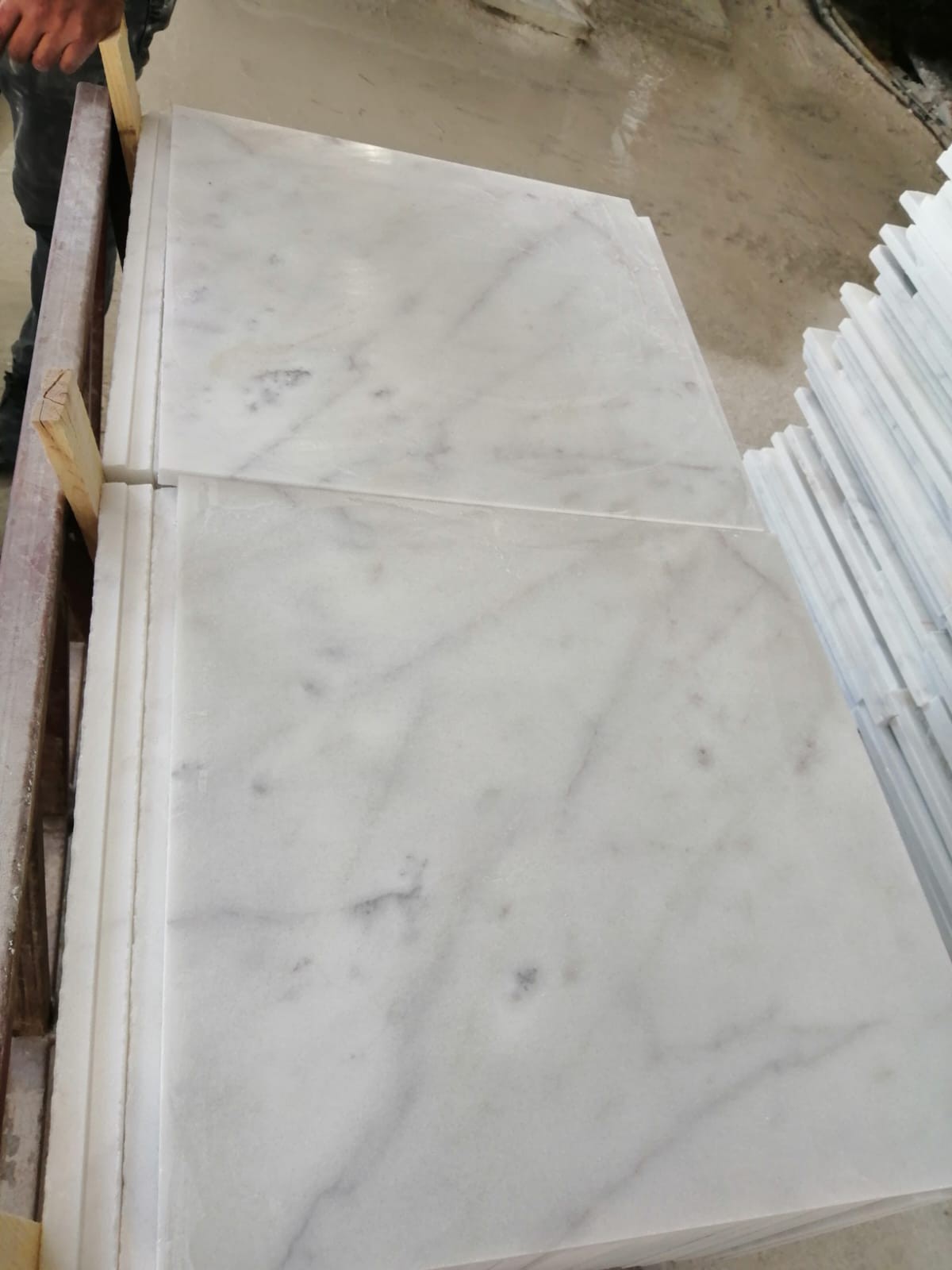 Canaria White Marble Tile Polished Canaria White Marble Tile Polished
