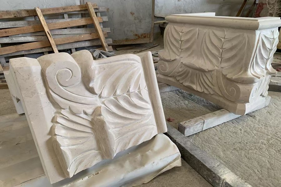 Castle Beige Limestone Column Castle Beige Limestone Column